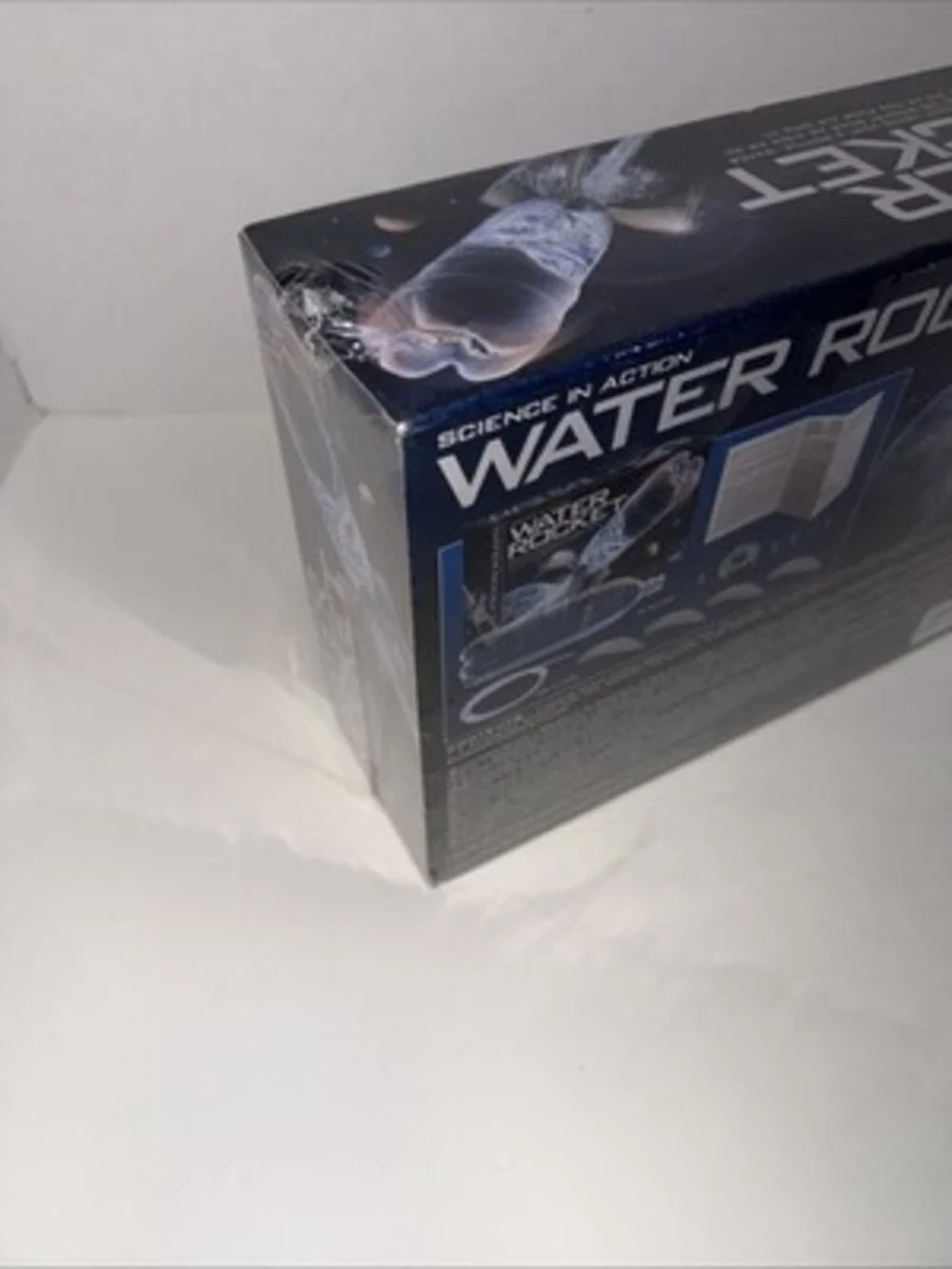 Science In Action Water Rocket - Build Your Own Rocket NEW & SEALED
